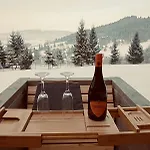 Chalet Na Samote U Noemi Komjatná